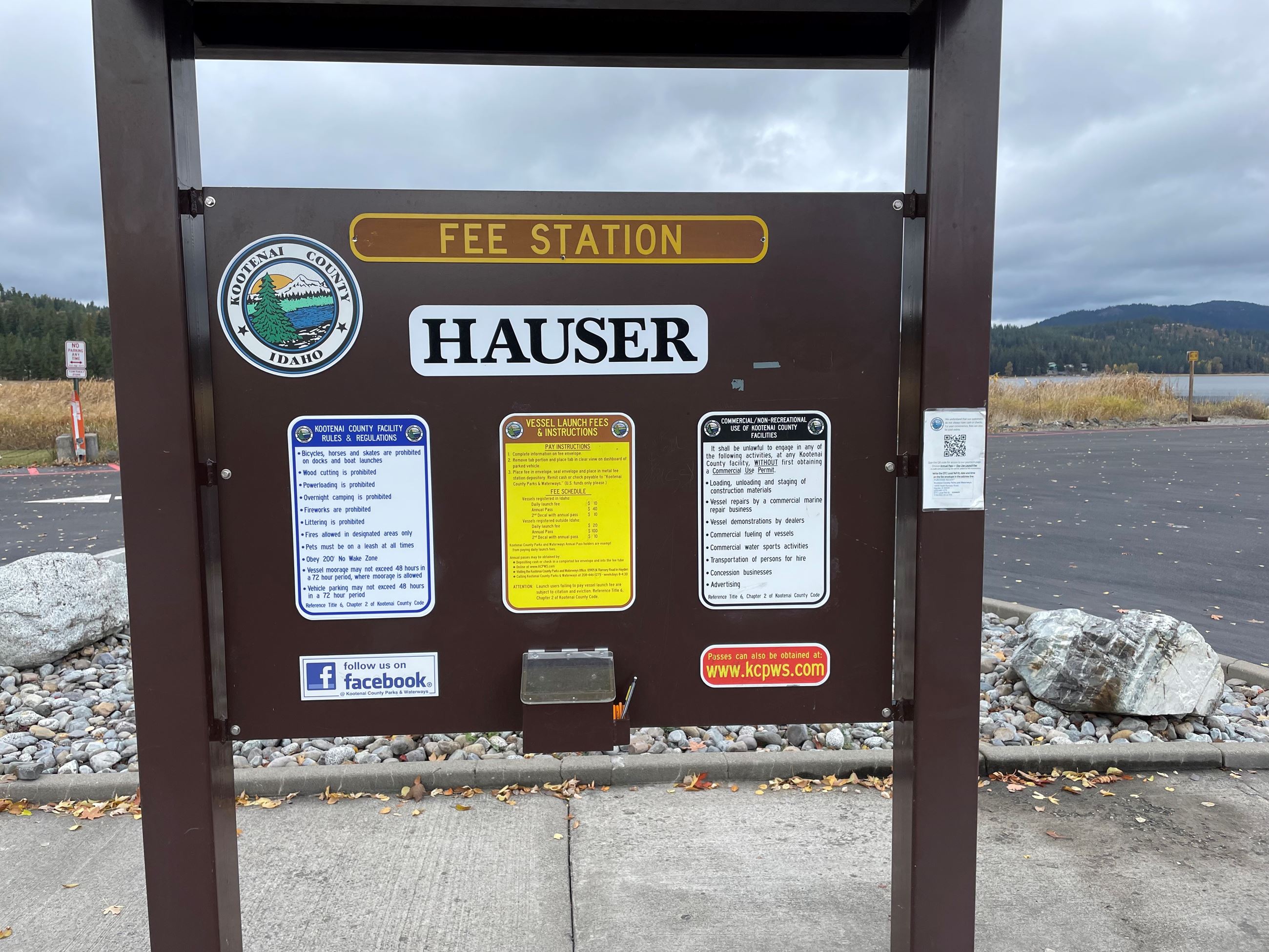 HAUSER KIOSK